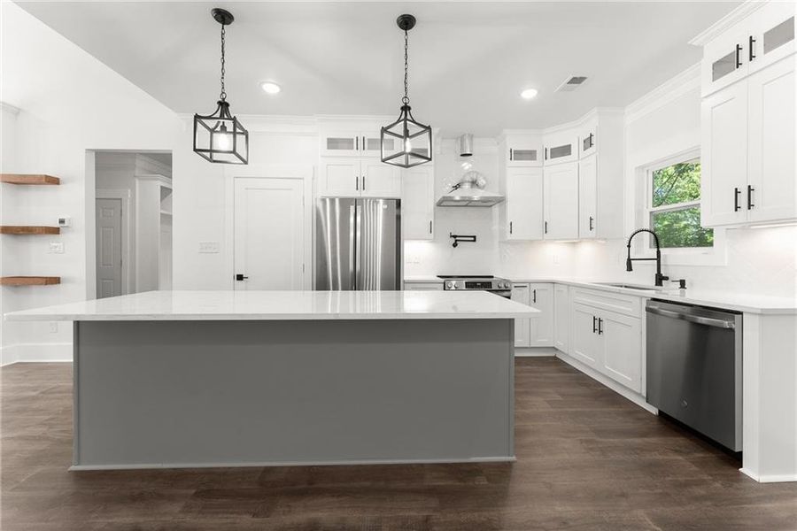Furnished interior view inside a new home in , Gainesville (Image 8).