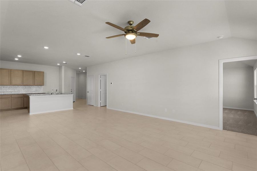 *PHOTO IS REPRESENTATIVE OF FLOORPLAN ONLY* *PHOTO IS REPRESENTATIVE OF FLOORPLAN ONLY*