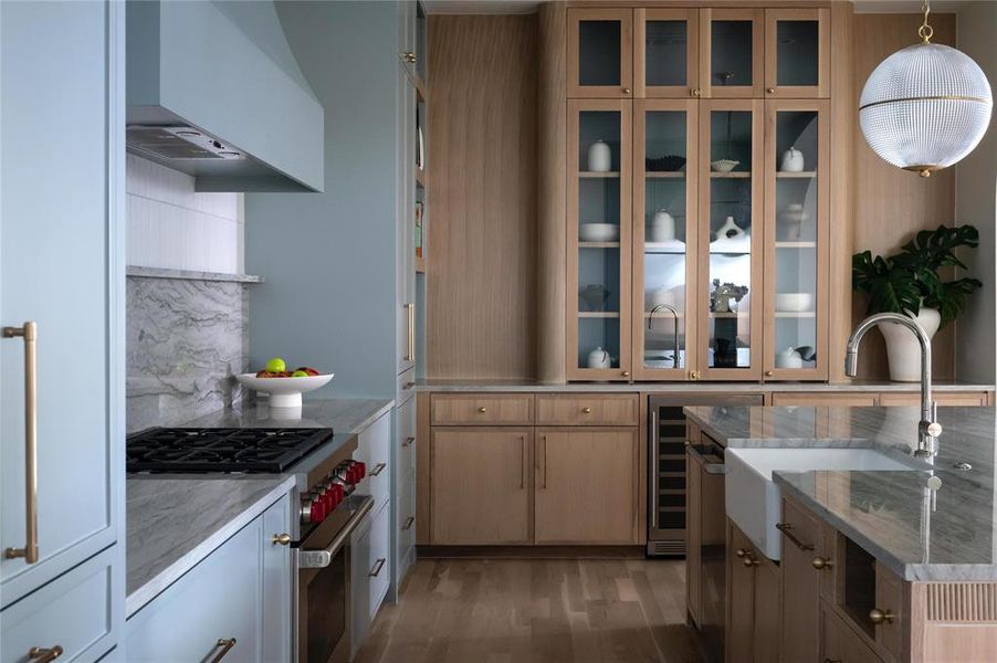 Furnished interior view inside a new home in , Dallas (Image 9).