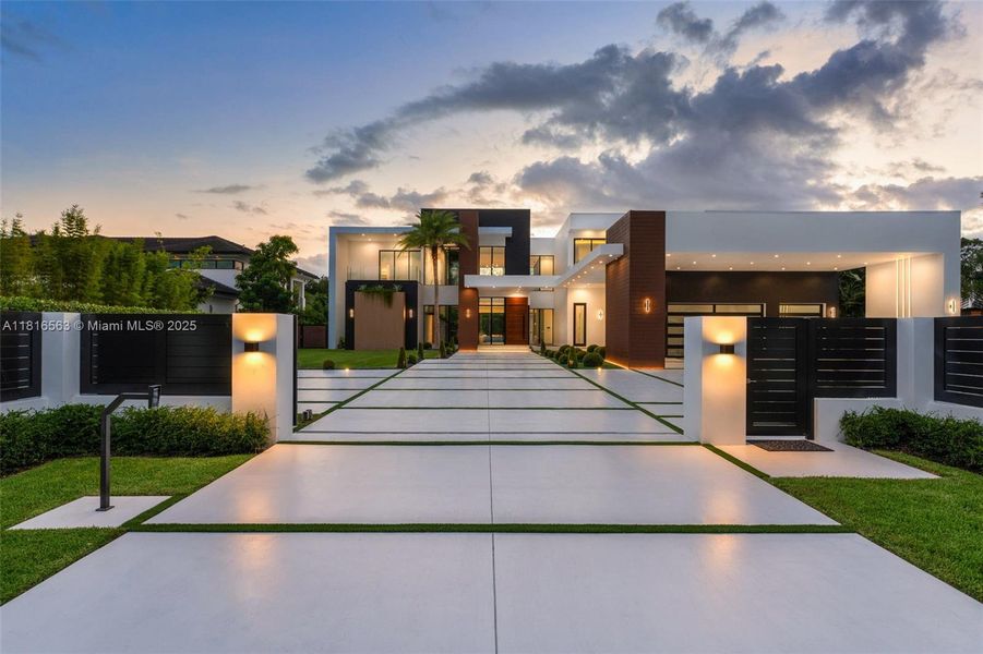 Front exterior of a new home in , Miami, FL, highlighting curb appeal (Image 29).