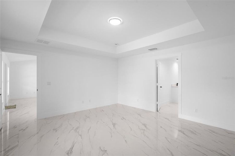 Spacious, unfurnished interior of a new home in , Okeechobee (Image 23). Spacious, unfurnished interior of a new home in , Okeechobee (Image 23).