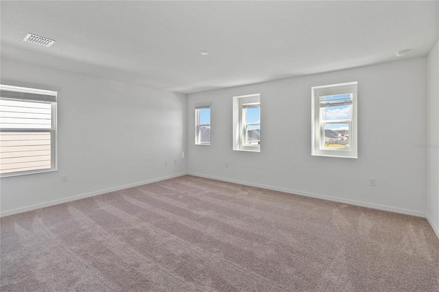 Spacious, unfurnished interior of a new home in Bellaviva III at Westside, Davenport (Image 7). Spacious, unfurnished interior of a new home in Bellaviva III at Westside, Davenport (Image 7).