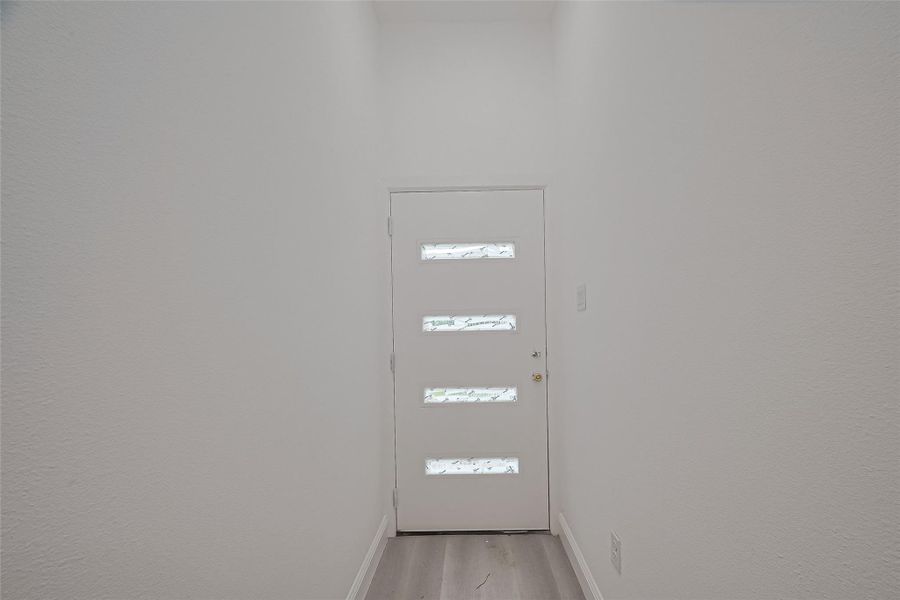 Spacious, unfurnished interior of a new home in , Houston (Image 27).