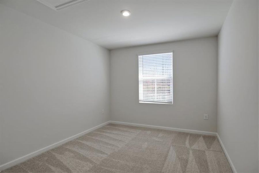 Spacious, unfurnished interior of a new home in Beech Glen, Anderson (Image 12).