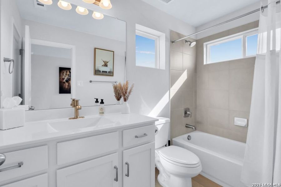 Furnished interior view inside a new home in , New Braunfels (Image 14). Furnished interior view inside a new home in , New Braunfels (Image 14).