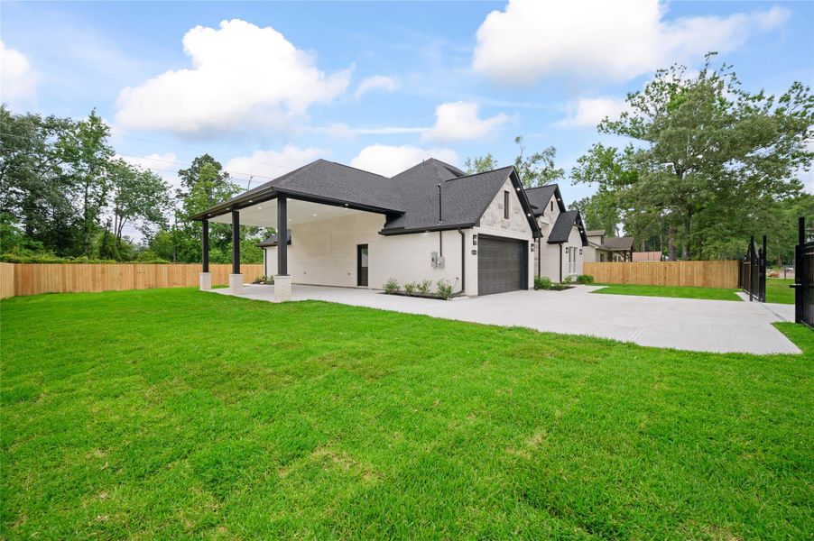 Exterior details and patio area of a home in , Porter (Image 30).