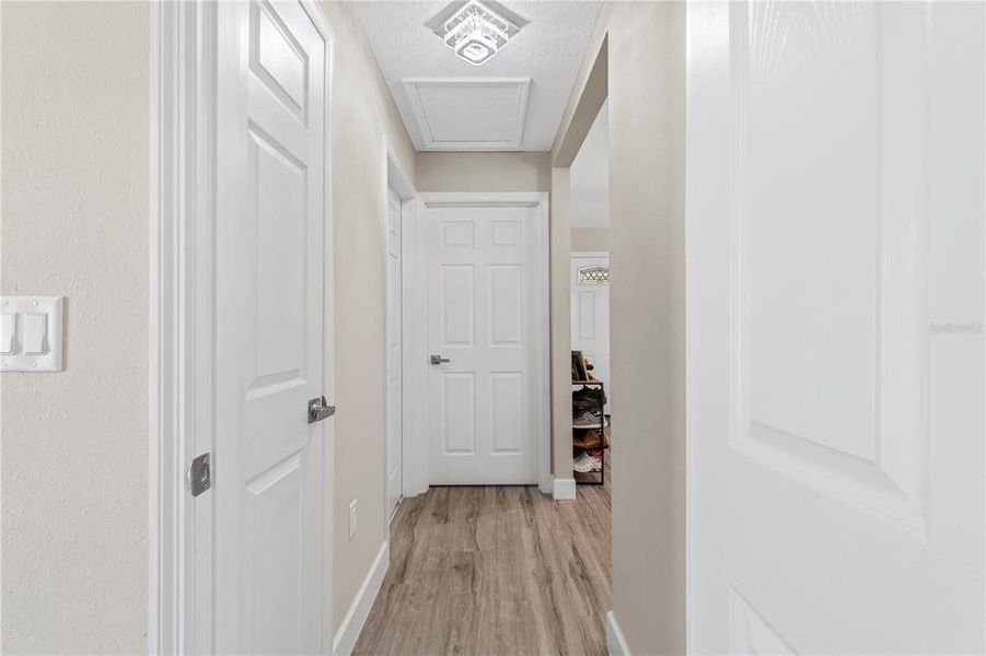 Spacious, unfurnished interior of a new home in , Ocala (Image 21).