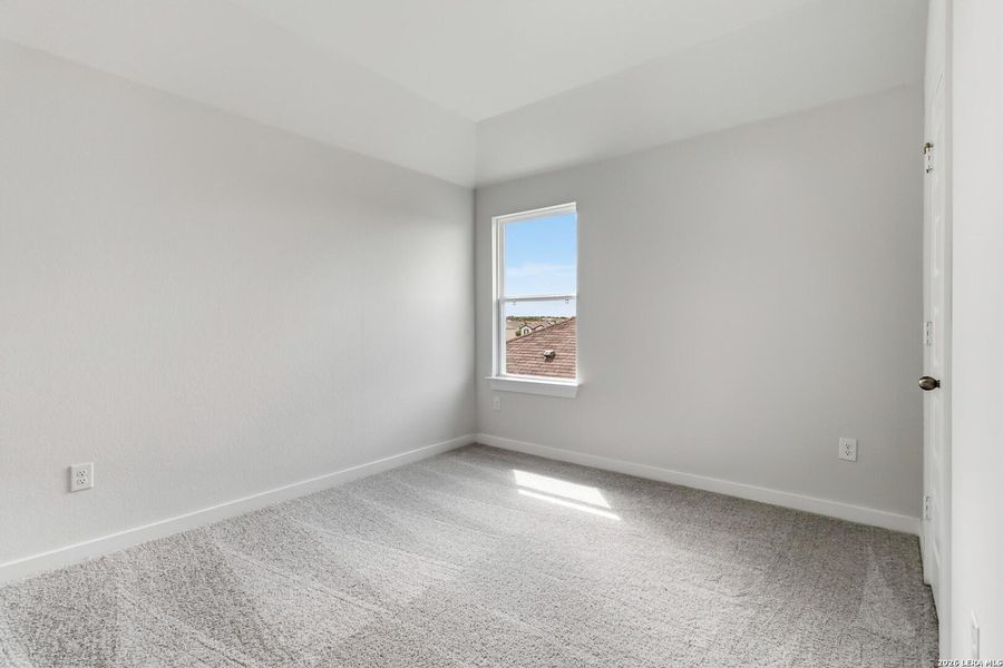 Spacious, unfurnished interior of a new home in Hickory Ridge, Elmendorf (Image 22).