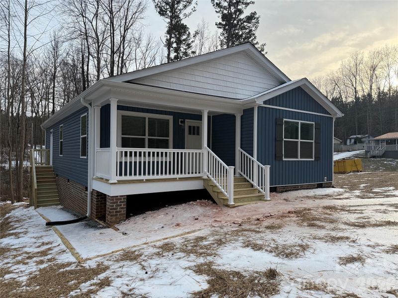 Exterior details and patio area of a home in , Lexington (Image 19).