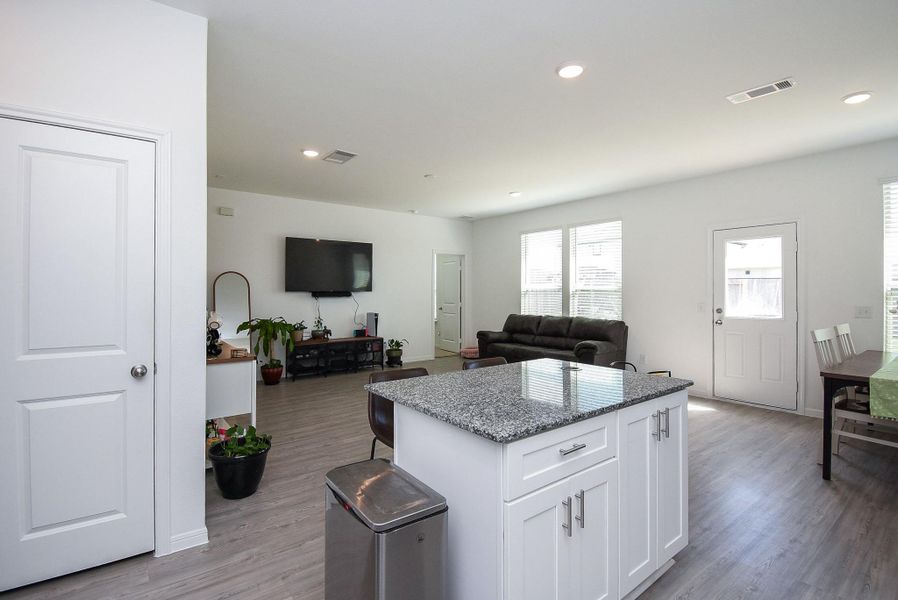 Furnished interior view inside a new home in , Alvin (Image 13).