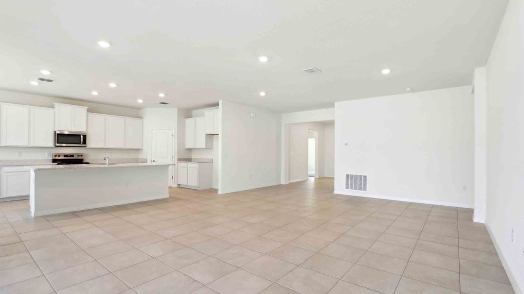 Representative unfurnished interior of a home built from the Hawthorne by D.R. Horton in Ocala Preserve, Ocala (Image 15).