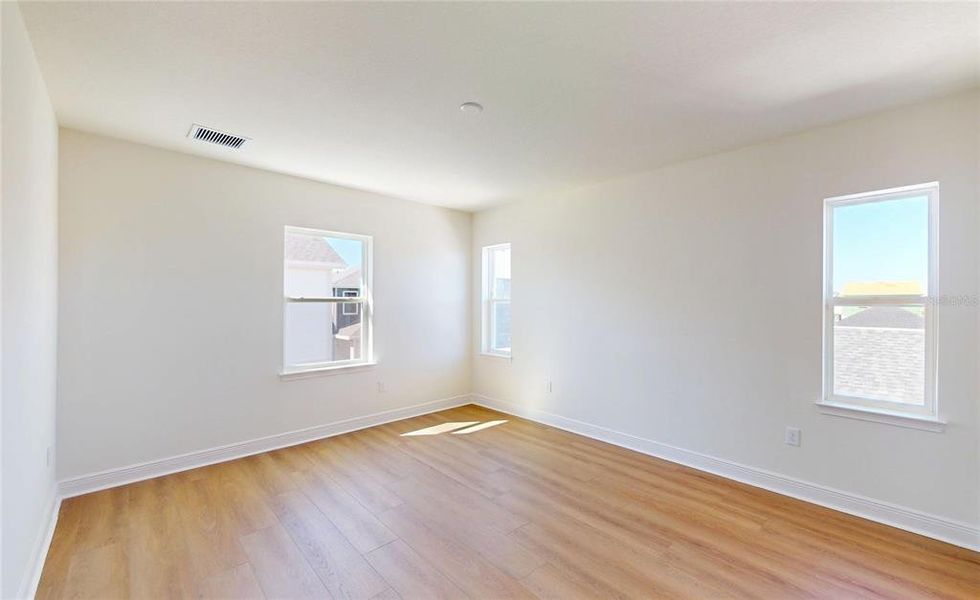 Spacious, unfurnished interior of a new home in Laureate Park, Orlando (Image 18). Spacious, unfurnished interior of a new home in Laureate Park, Orlando (Image 18).