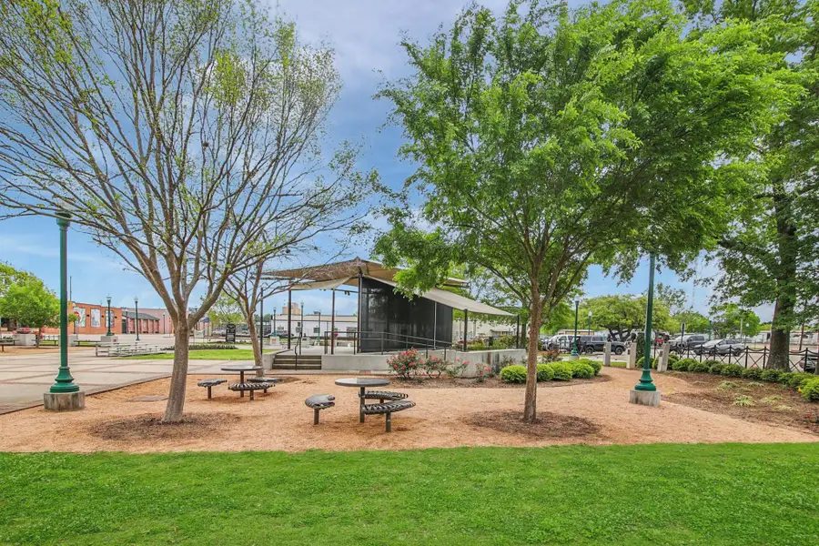 Image 41 of a home in Silverthorne.