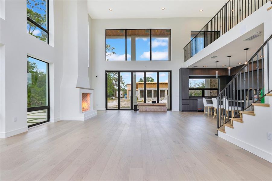 Spacious, unfurnished interior of a new home in , Orlando (Image 33).