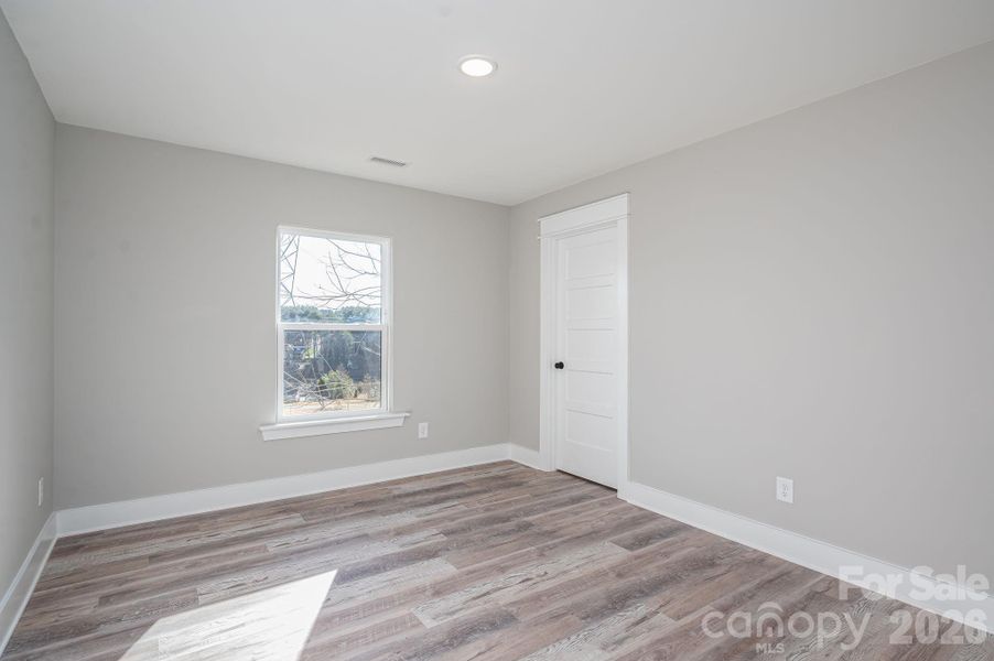 Spacious, unfurnished interior of a new home in , Denver (Image 42).