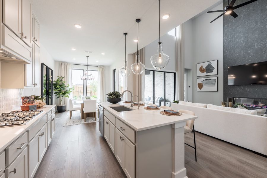 Image 40 representing the Goldeneye by Tri Pointe Homes in Tompkins Reserve, Katy, TX.