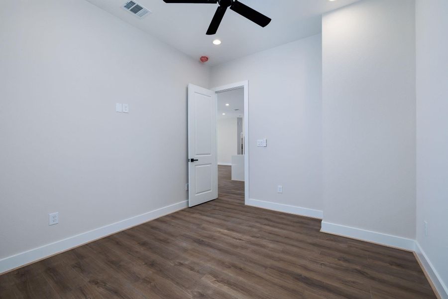 Spacious, unfurnished interior of a new home in , Trinity (Image 23).