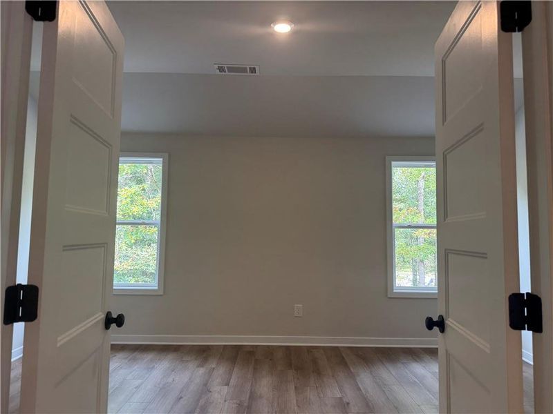 Image 103 of a home in Rosewood Lake Estates.