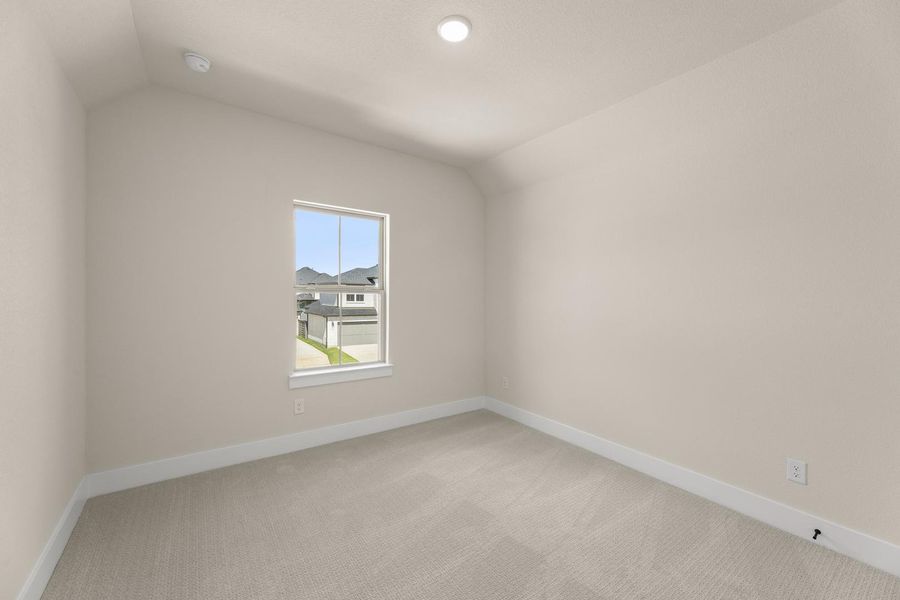 Spacious, unfurnished interior of a new home in Garden Collection at Union Park, Little Elm (Image 22).