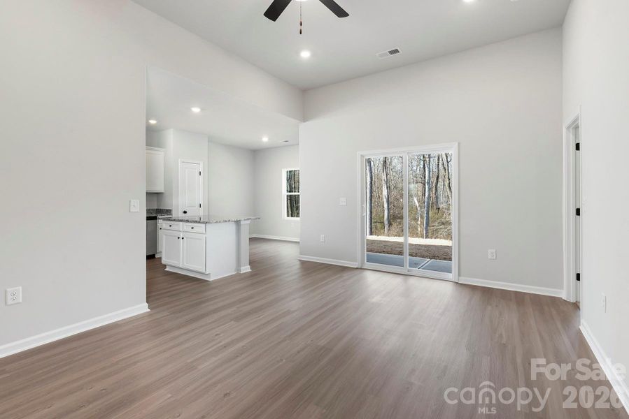 Spacious, unfurnished interior of a new home in Knights Bridge, Richburg (Image 7).