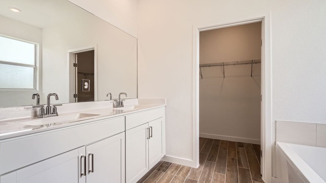 Representative furnished interior of a home built from the Davenport by D.R. Horton in Messina Place, Homestead (Image 38). Representative furnished interior of a home built from the Davenport by D.R. Horton in Messina Place, Homestead (Image 38).