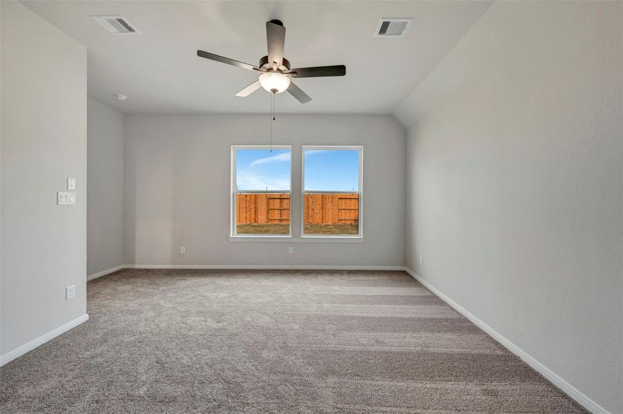 Spacious, unfurnished interior of a new home in The Grand Prairie 50’, Hockley (Image 11).