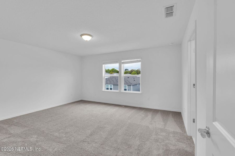 Spacious, unfurnished interior of a new home in Wells Landing, Jacksonville (Image 22).