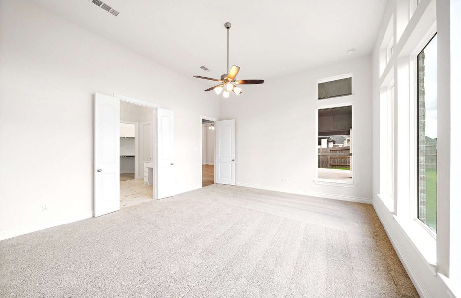 Representative unfurnished interior of a home built from the 3049AU by Ravenna Homes in Audubon 60′, Magnolia (Image 39).