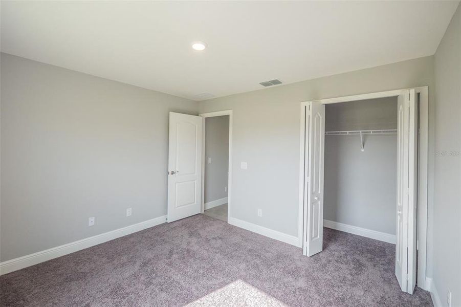 Spacious, unfurnished interior of a new home in , Kissimmee (Image 35).