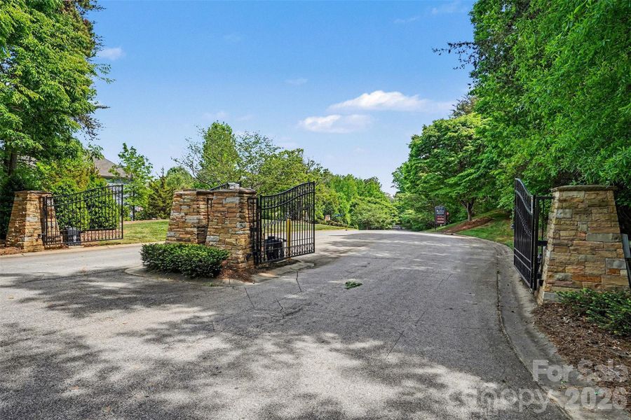 Image 42 of a home in .