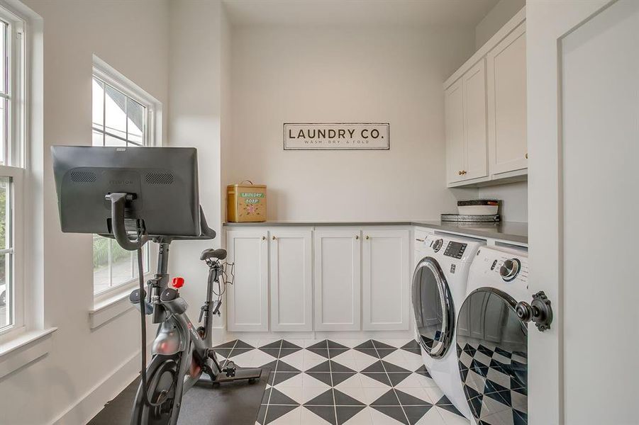 Furnished interior view inside a new home in , Weatherford (Image 34).
