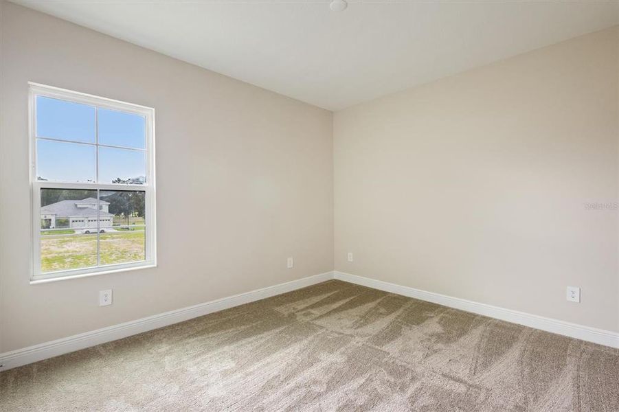 Spacious, unfurnished interior of a new home in Crestwood Estates, Valrico (Image 30).