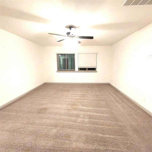 Spacious, unfurnished interior of a new home in , Royse City (Image 24).