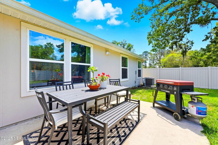 Furnished interior view inside a new home in , Jacksonville (Image 25).
