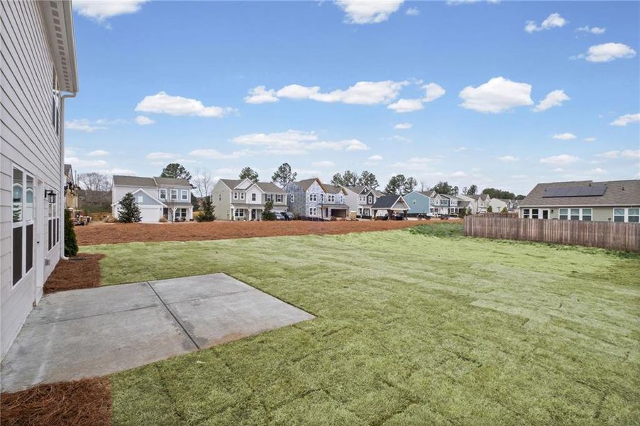 Exterior details and patio area of a home in Cherry Glen, Euharlee (Image 3).