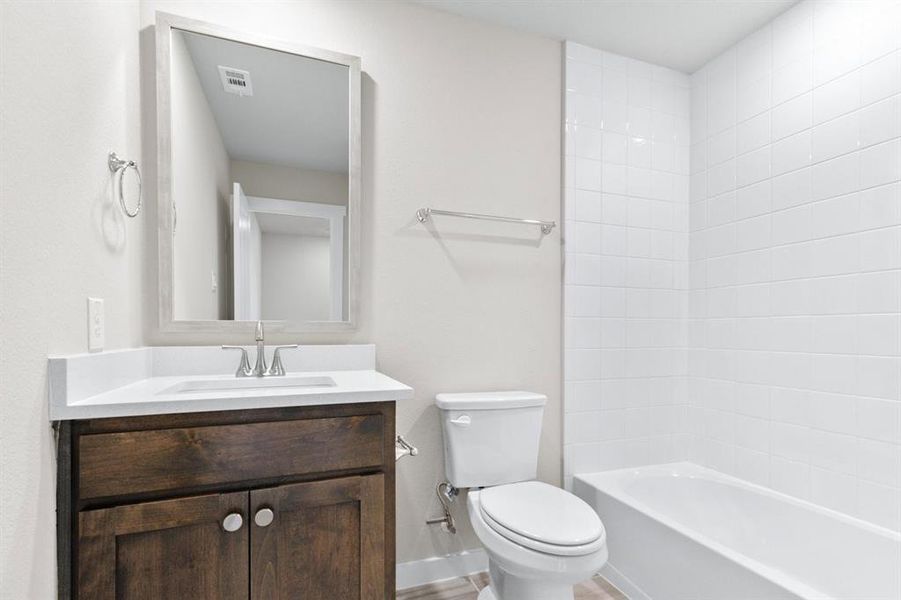 025-723ProsperLane-Wylie-TX-75098-Bathroom3.jpg-SMALL 025-723ProsperLane-Wylie-TX-75098-Bathroom3.jpg-SMALL