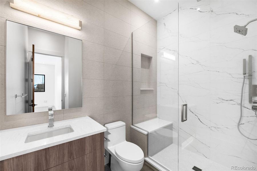 Furnished interior view inside a new home in , Silverthorne (Image 10).