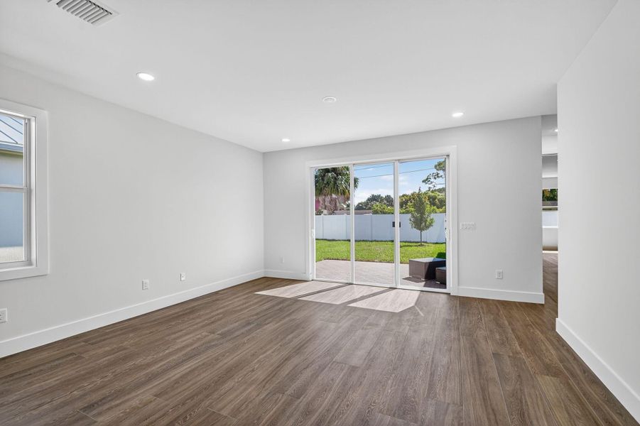 Spacious, unfurnished interior of a new home in , Jupiter (Image 47).