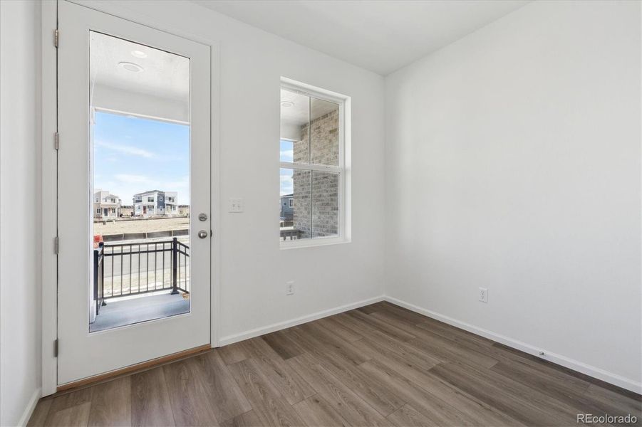 Spacious, unfurnished interior of a new home in Skyview at High Point, Aurora (Image 6).