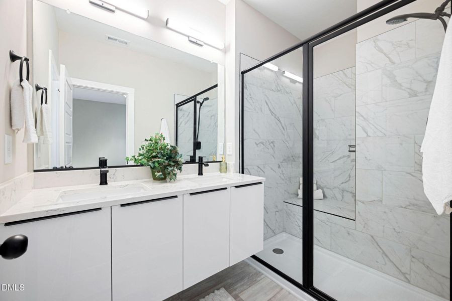 43-web-or-mls-4208-convergence-st