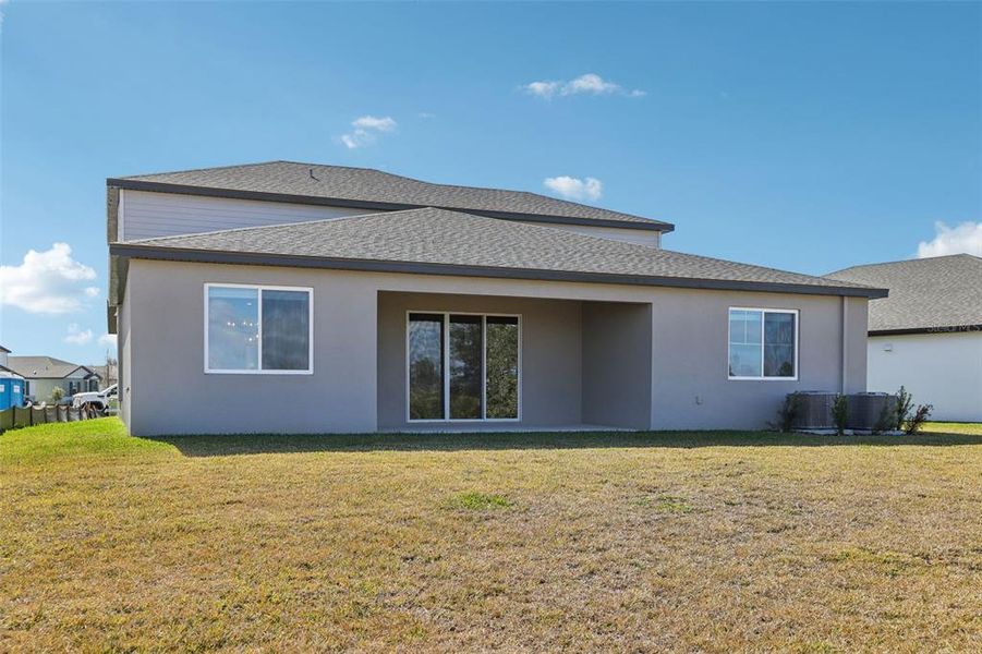 Exterior details and patio area of a home in Two Rivers - Signature Series, Zephyrhills (Image 28). Exterior details and patio area of a home in Two Rivers - Signature Series, Zephyrhills (Image 28).