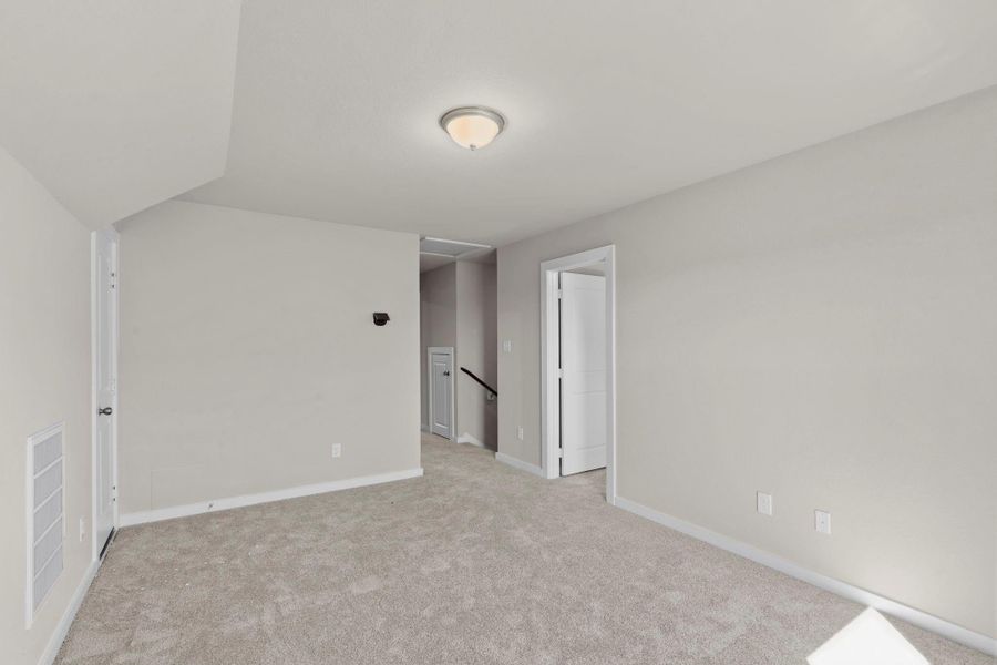 Spacious, unfurnished interior of a new home in Cypress Green, Hockley (Image 20).