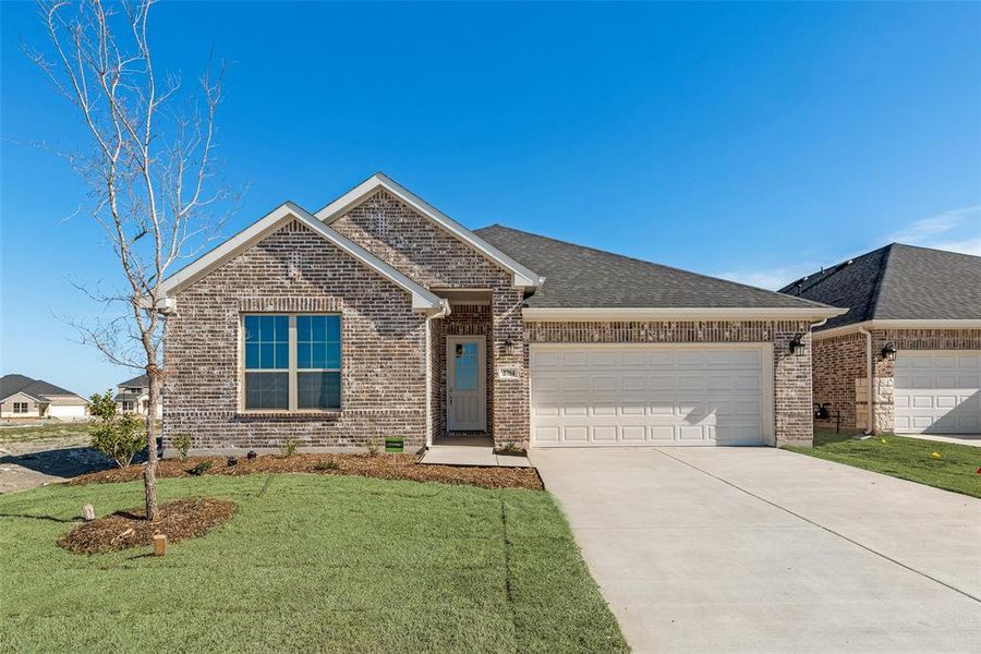 Front exterior of a new home in Walden Pond, Forney, TX, highlighting curb appeal (Image 19).