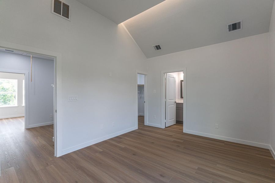Spacious, unfurnished interior of a new home in , Houston (Image 18). Spacious, unfurnished interior of a new home in , Houston (Image 18).