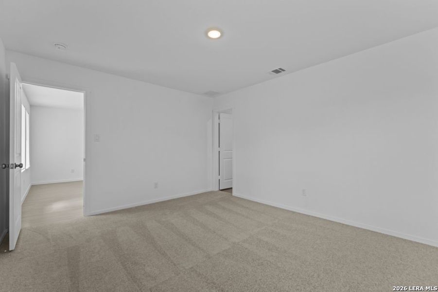 Spacious, unfurnished interior of a new home in Grace Valley, Marion (Image 18).