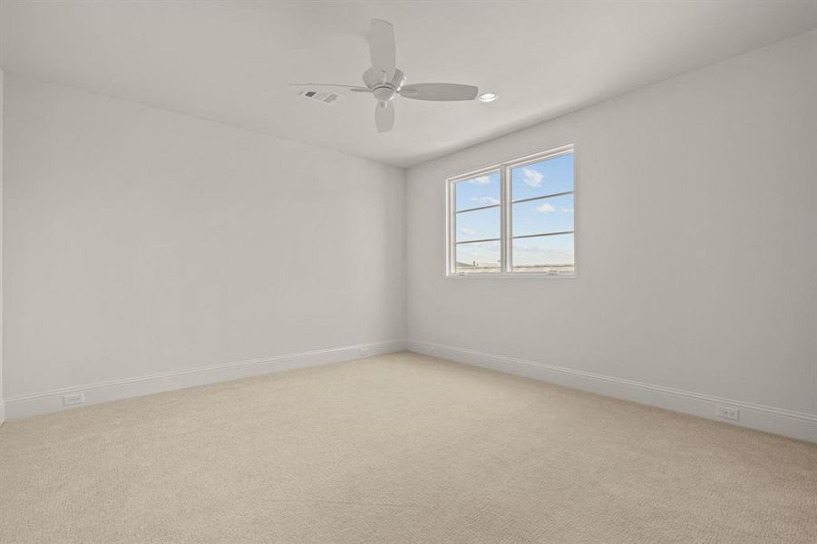 Spacious, unfurnished interior of a new home in , Fort Worth (Image 37).