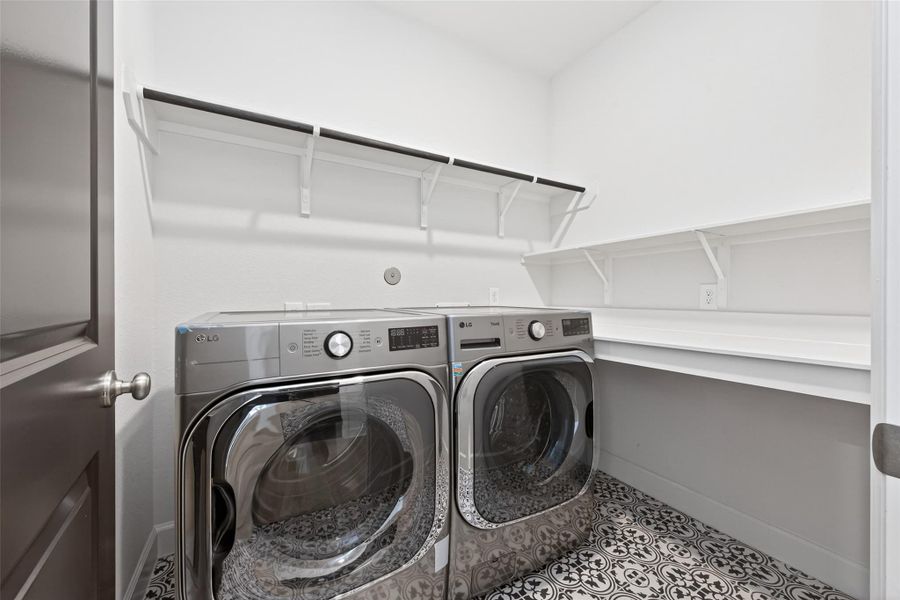 Close-up of interior finishes inside a home in Dunham Pointe 65' Homesites, Cypress (Image 20). Close-up of interior finishes inside a home in Dunham Pointe 65' Homesites, Cypress (Image 20).