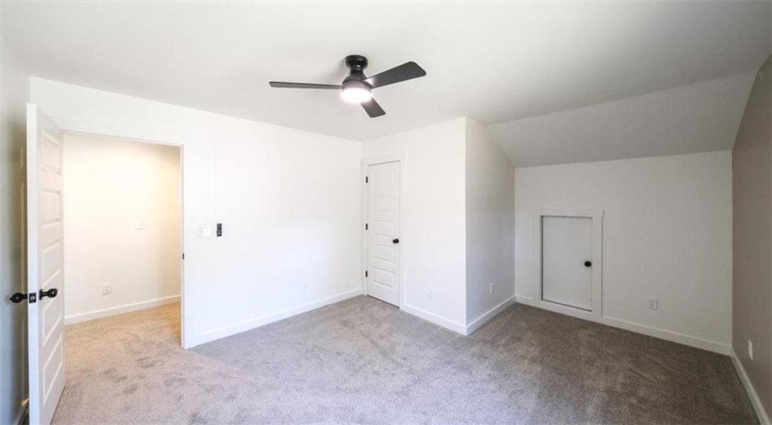 Spacious, unfurnished interior of a new home in , Bremen (Image 43).