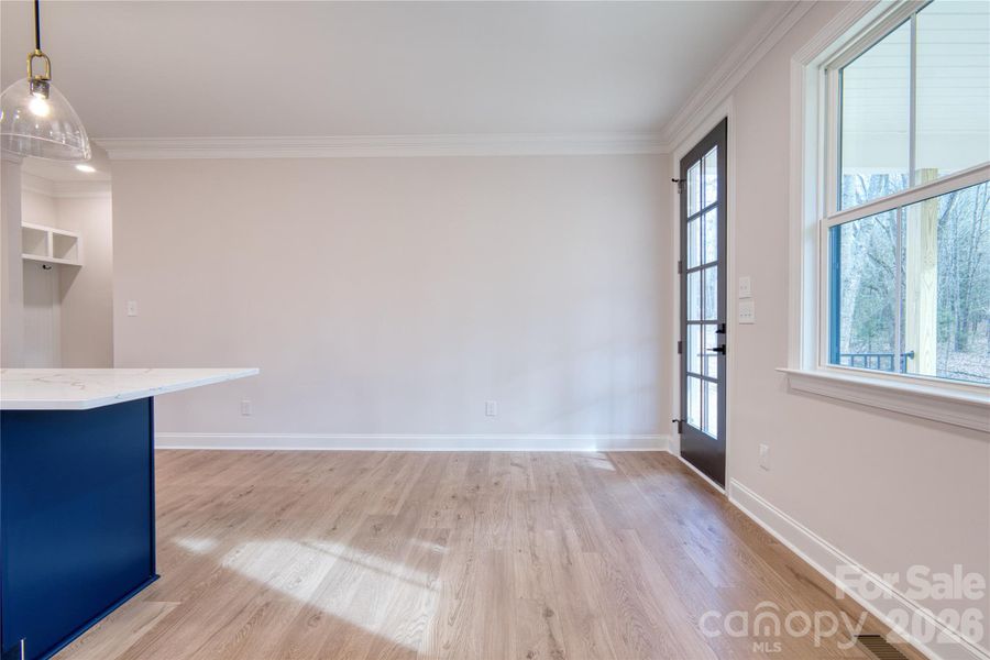 Spacious, unfurnished interior of a new home in , Catawba (Image 34).