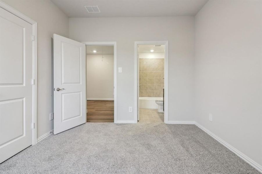 Photo is not of the actual home, but is an inspirational photo of builder’s model home and may depict options, furnishings, and/or decorator features that are not included.